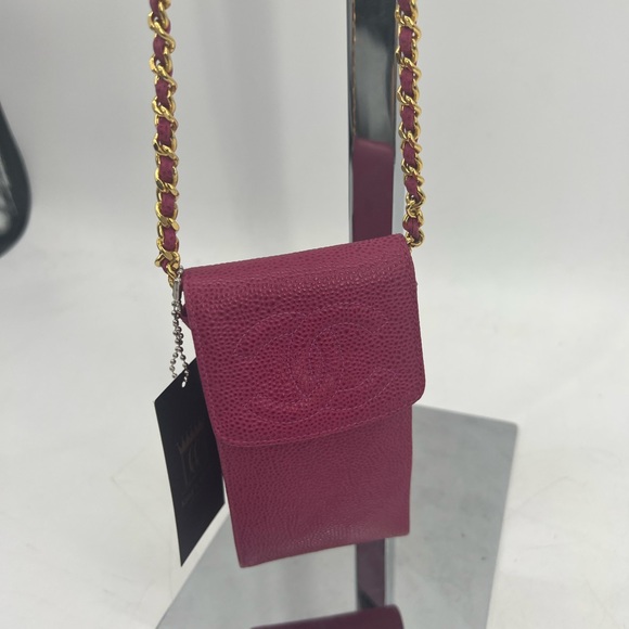 Chanel Caviar phone holder/ chain sling bag - Picture 6 of 10